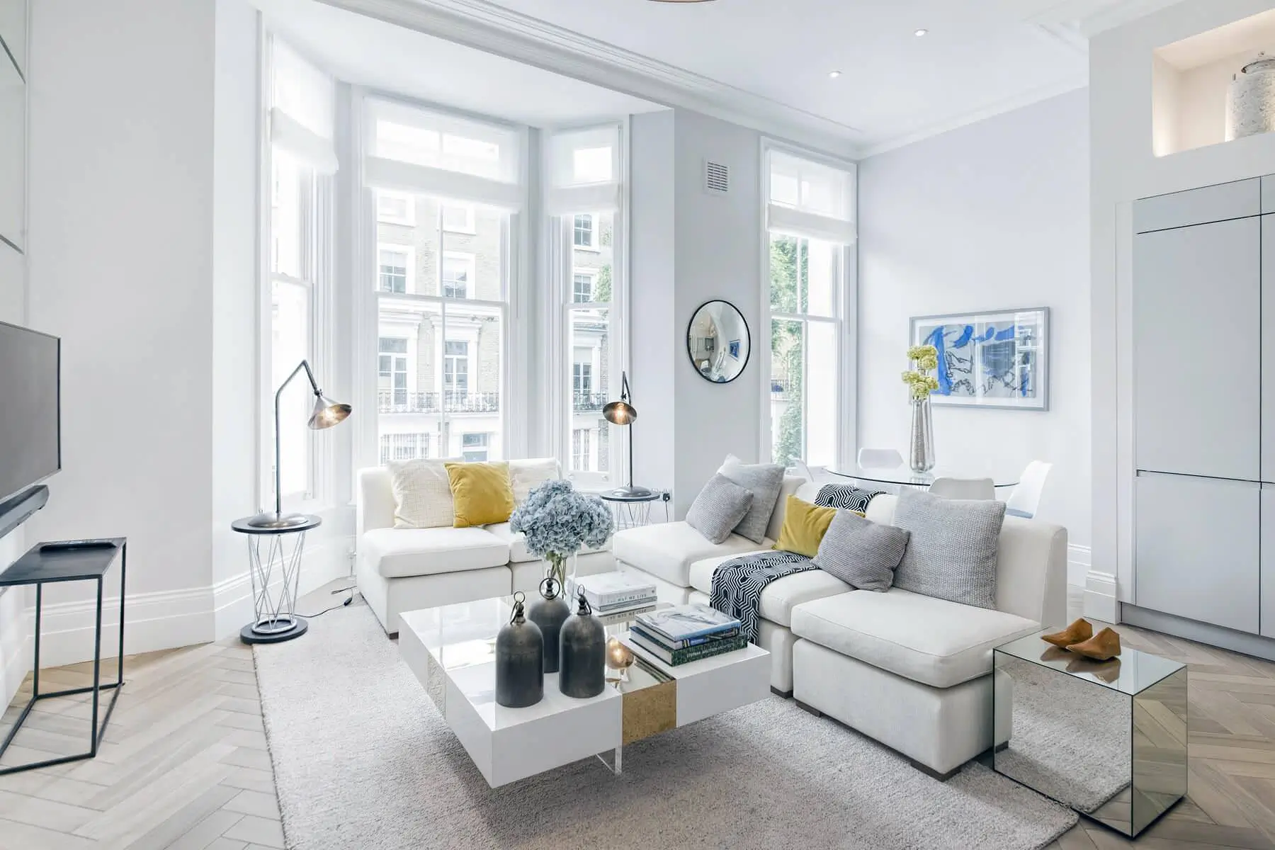Modern Apartment Living Room Renovation